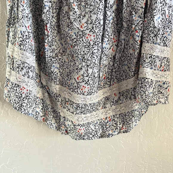 Quiksilver Open-Back V-neck Summer Dress - Picture 4 of 6